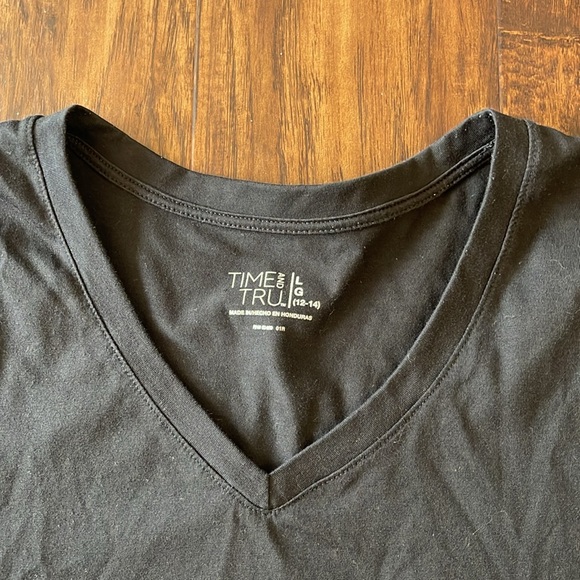 Time & Tru V-Neck T-Shirt - Picture 2 of 5